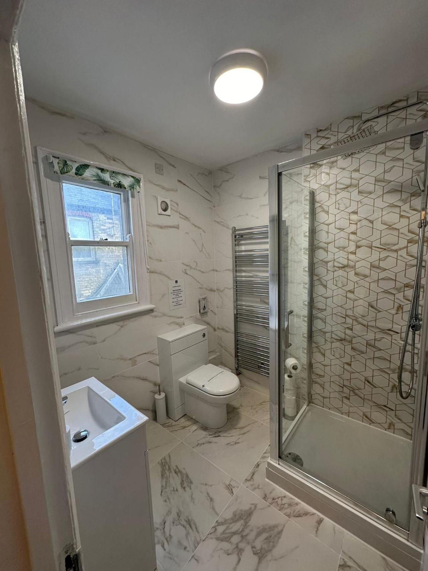 Cambridge Central Rooms - Tas Accommodations ภายนอก รูปภาพ