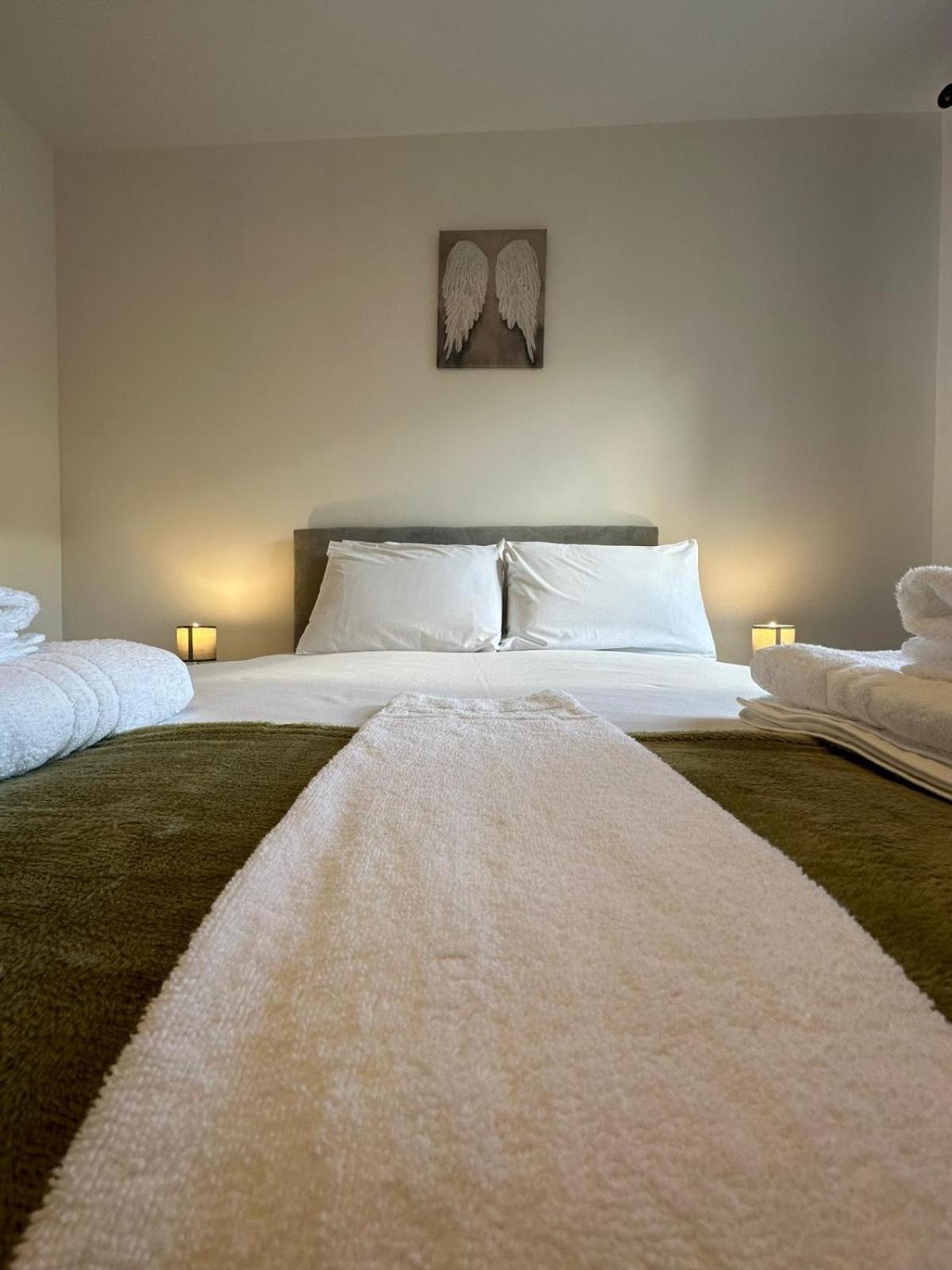 Cambridge Central Rooms - Tas Accommodations ภายนอก รูปภาพ